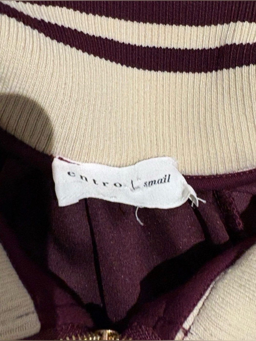Entro Half Zip Puff Sleeve Knit
Dress Burgundy Size Small - Picture 3 of 4